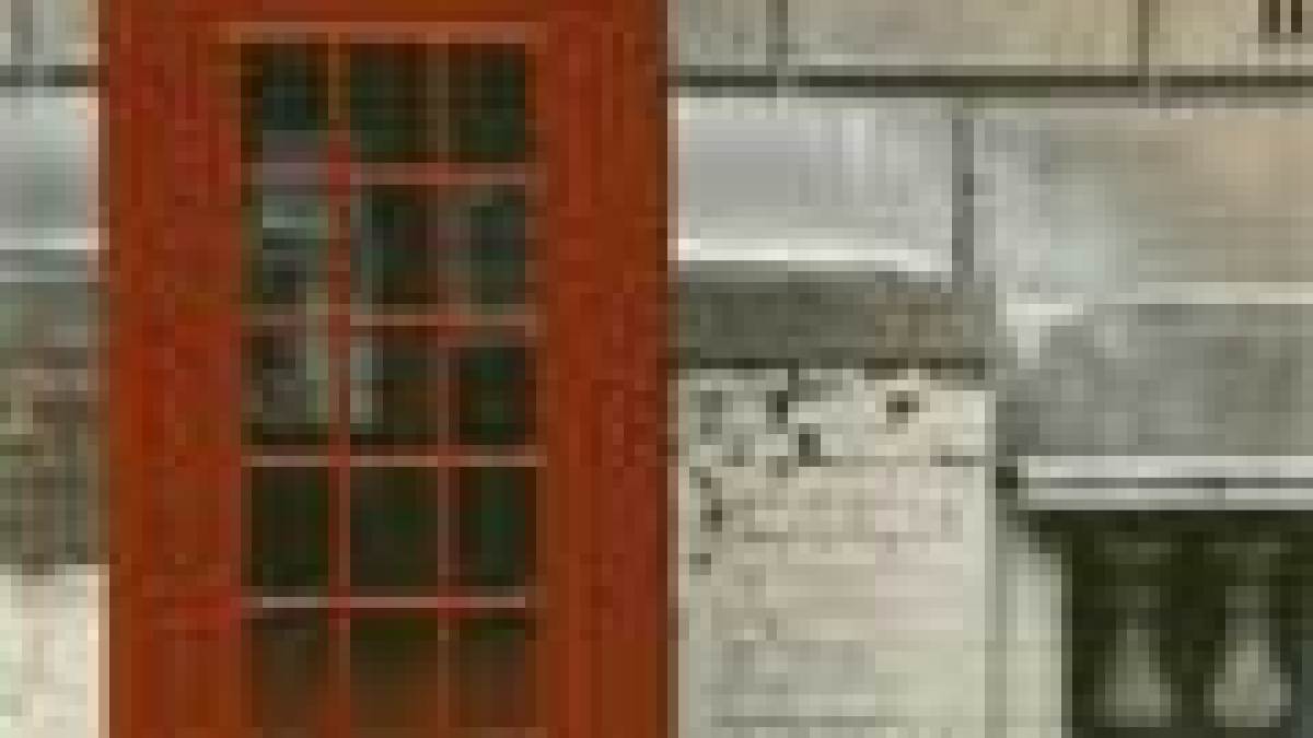 phonebooth.jpg phonebooth.jpg