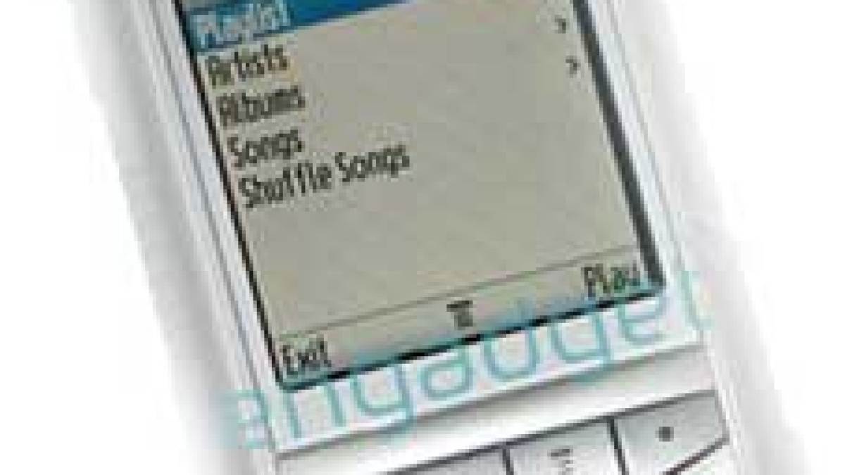 itunesphone.jpg itunesphone.jpg