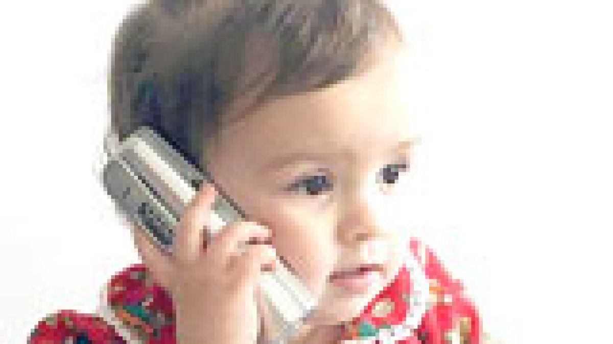 bebetelephone.jpg bebetelephone.jpg