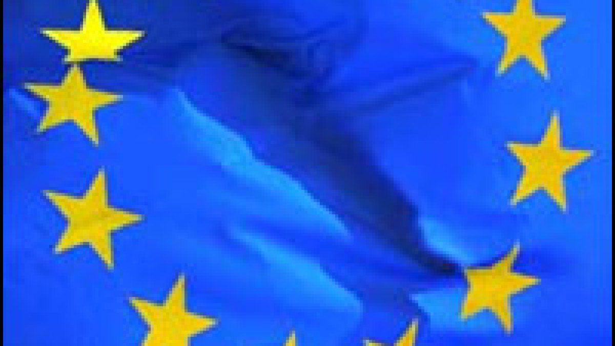 europe-drapeau.jpg europe-drapeau.jpg