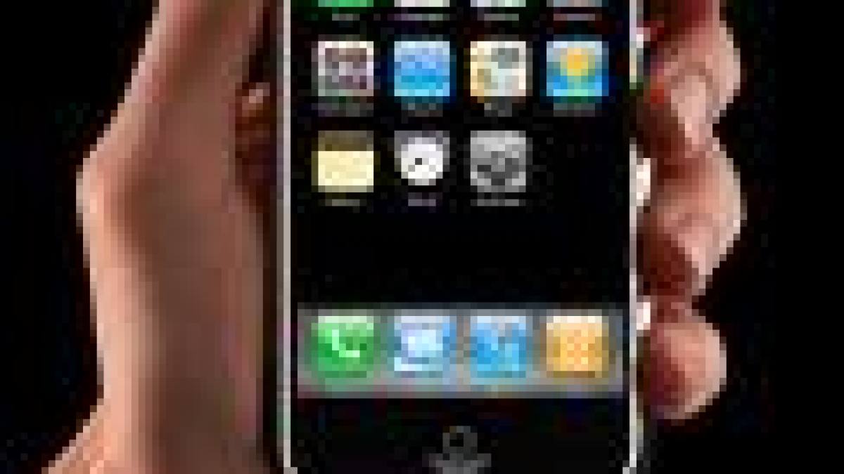 iphone.jpg iphone.jpg