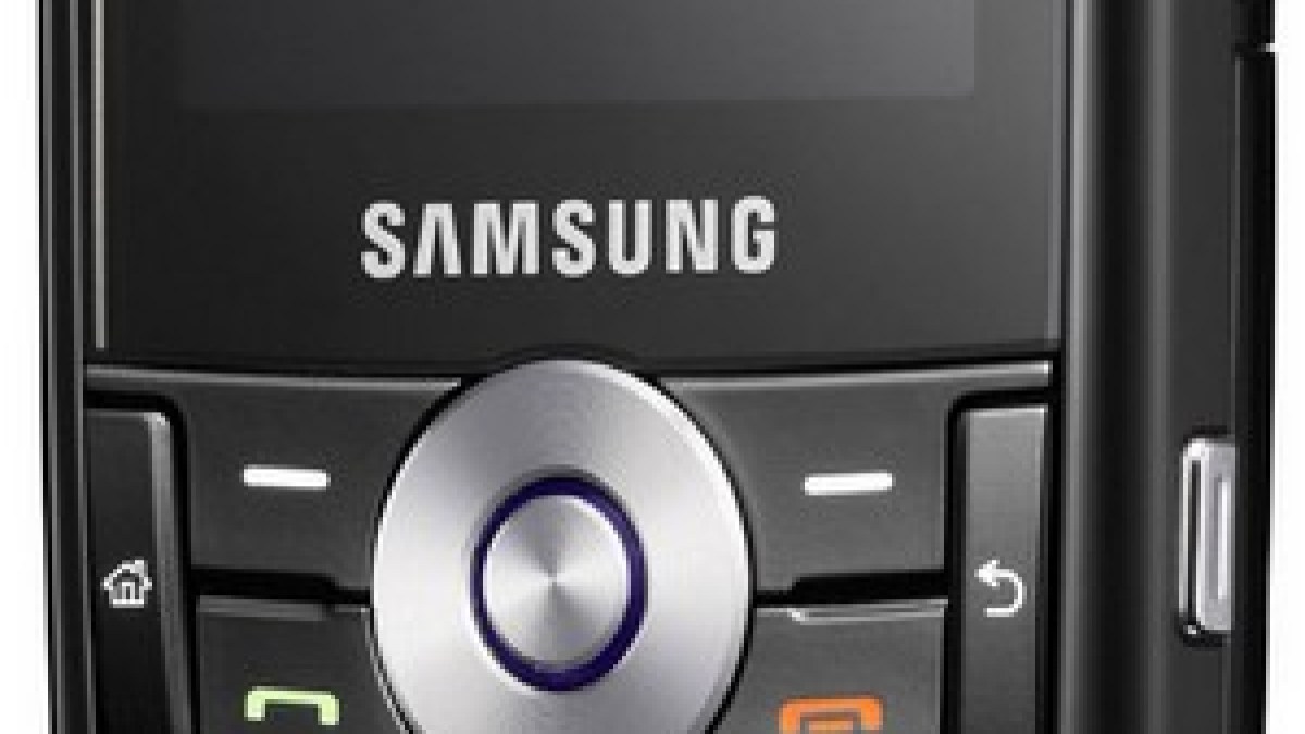 samsung_i200.jpg samsung_i200.jpg