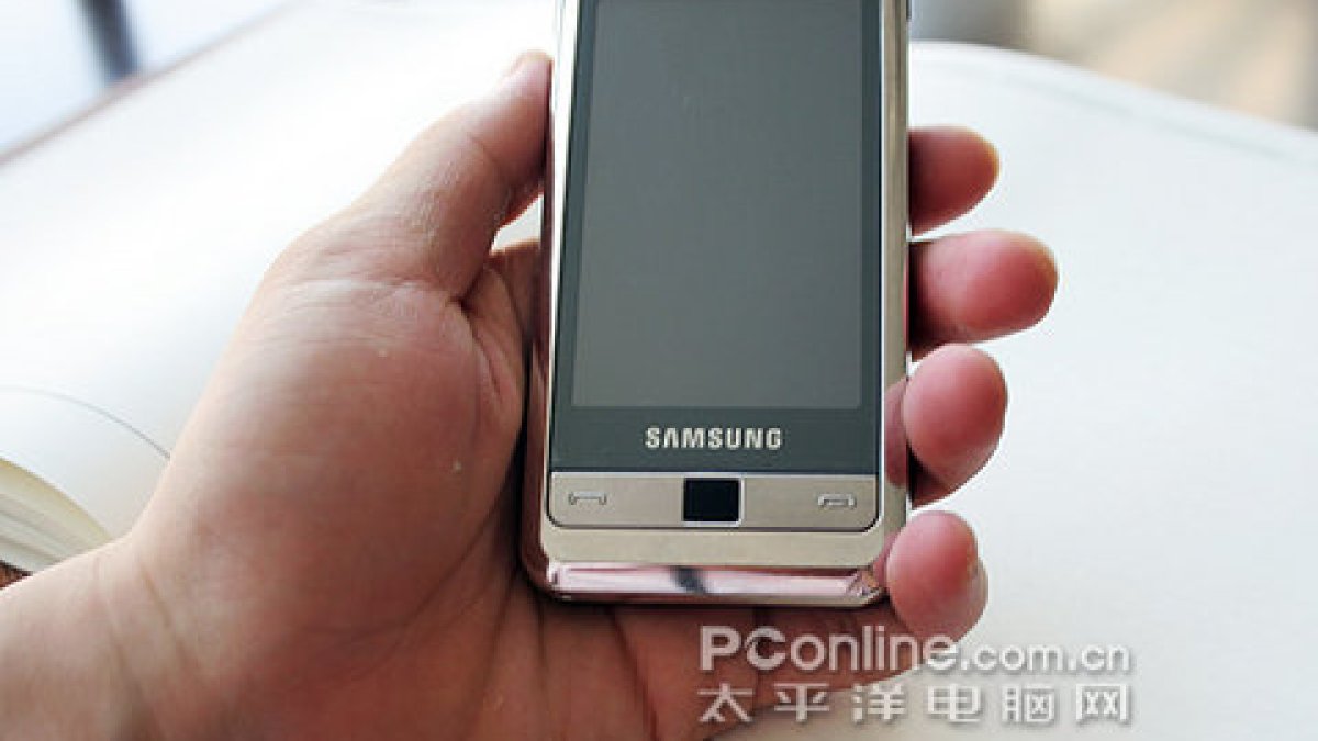 Samsung_i900_8.jpg