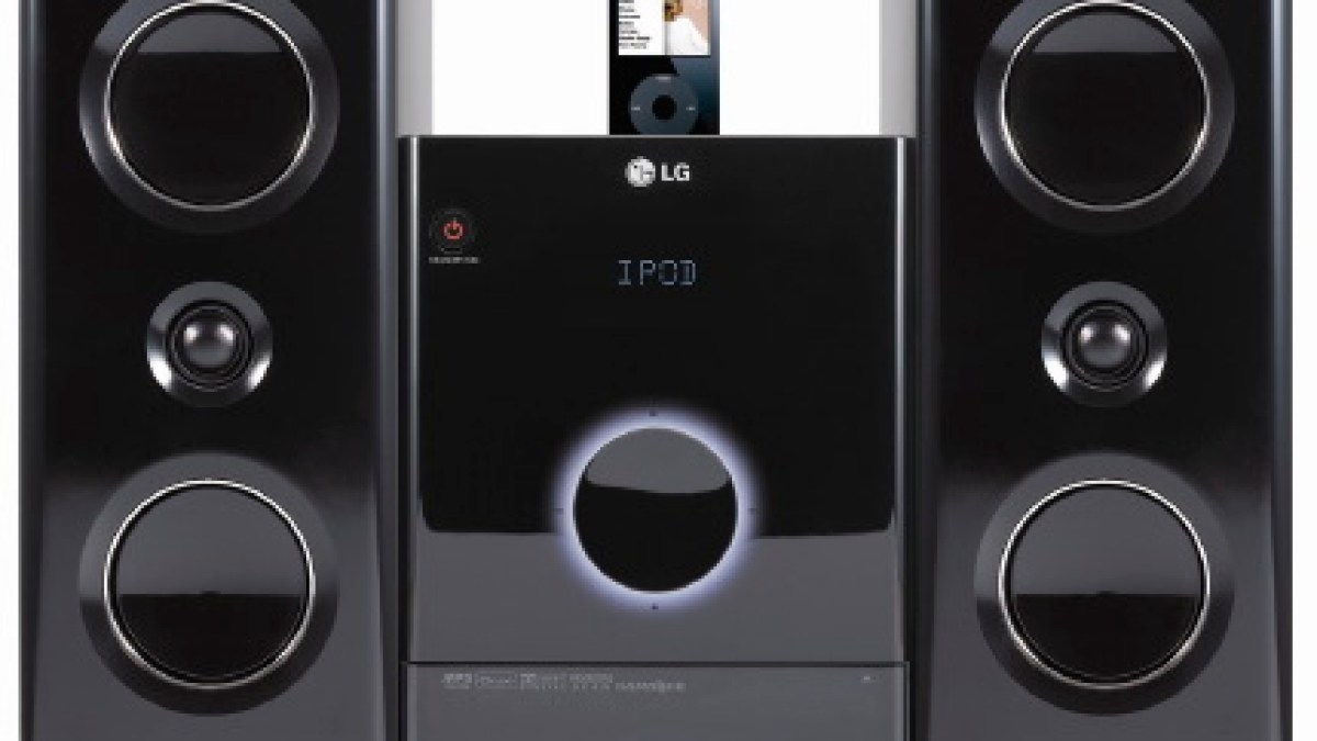 lg_FA163DAB_idock_with_iPod.jpg lg_FA163DAB_idock_with_iPod.jpg