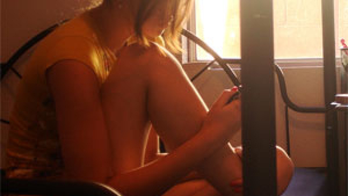 sexting.jpg sexting.jpg
