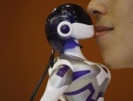 female_robot.jpg