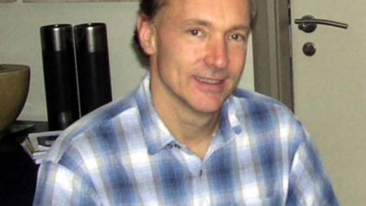 tim-berners-lee.jpg tim-berners-lee.jpg
