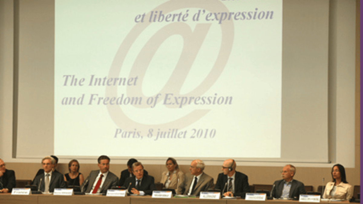 kouchner.png kouchner.png