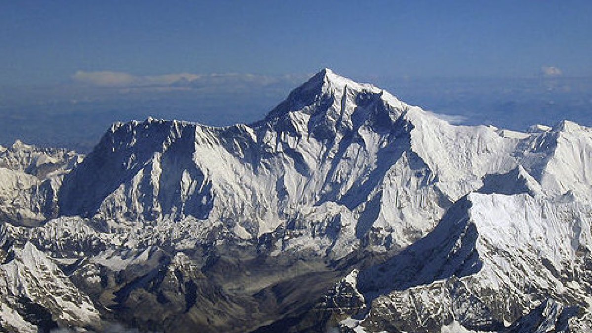 monteverest.jpg monteverest.jpg