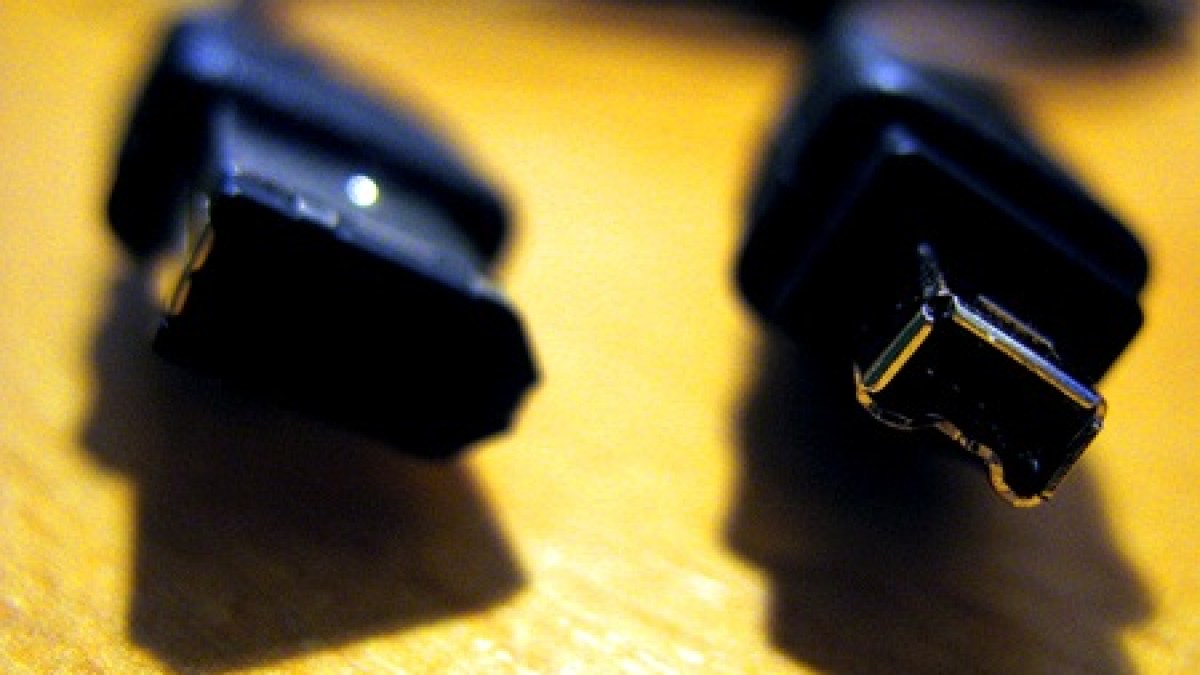 cables.jpg cables.jpg