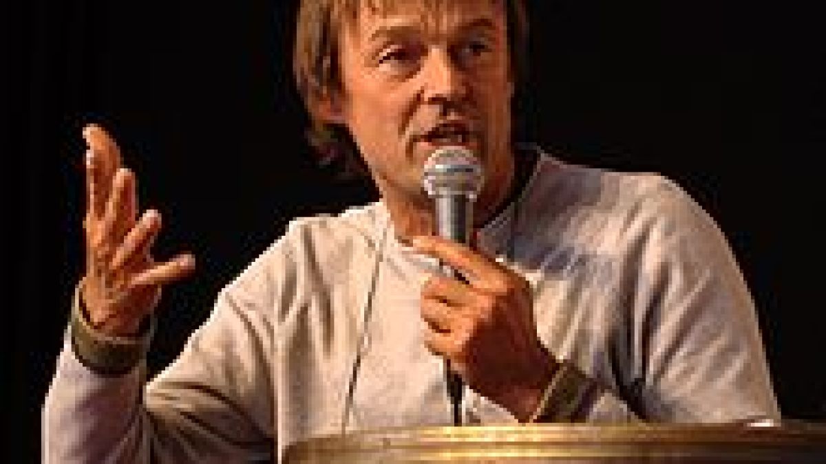 nicolashulot.jpg nicolashulot.jpg