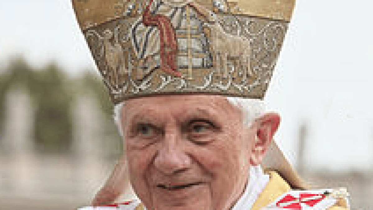 benoitxvi.png benoitxvi.png