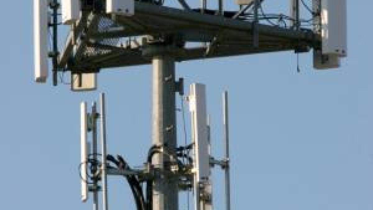 cell_tower.jpg