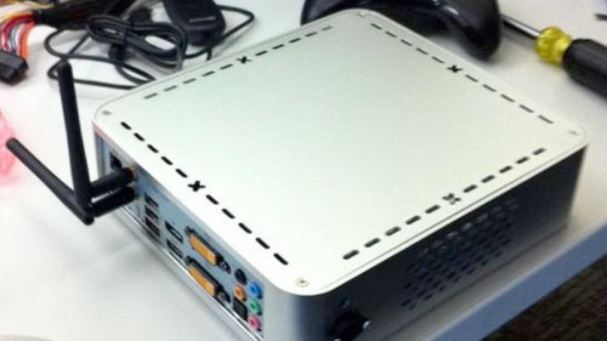 steam-box-console-spy-shot.jpg steam-box-console-spy-shot.jpg