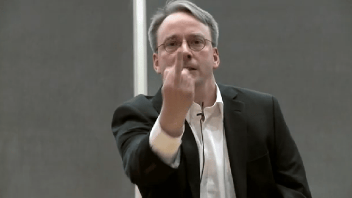 Linus Torvalds synthétisant son point de vue. // Source : Oneminstory Linus Torvalds synthétisant son point de vue. // Source : Oneminstory
