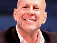 220px-Bruce_Willis_by_Gage_Skidmore.jpg
