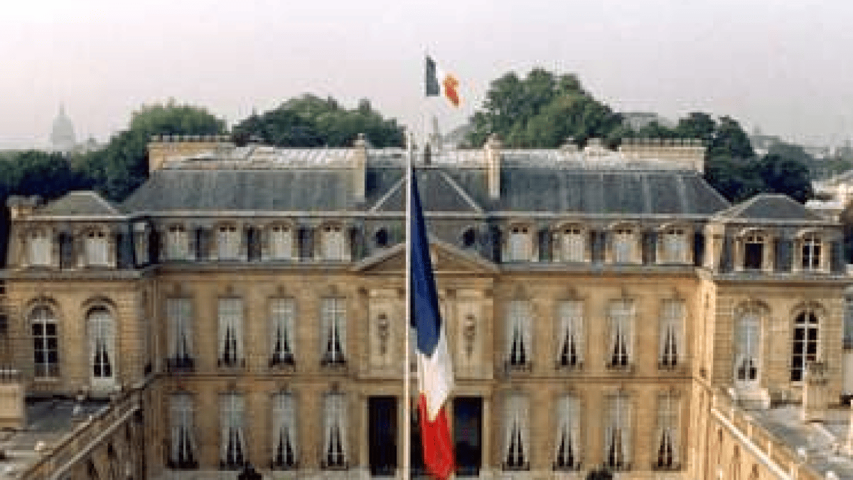 chateau-elysee.png chateau-elysee.png