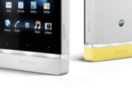 xperia-u-white-yellow-comparison-android-smartphone-940×529.png