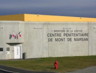 prisoncentre.jpg