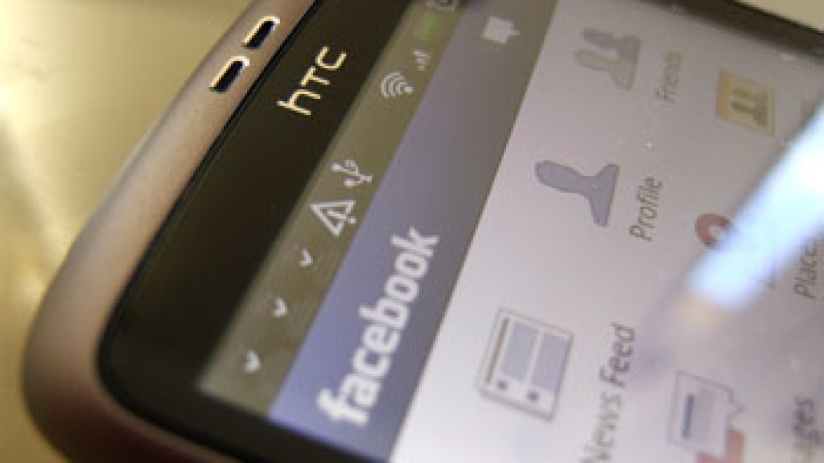 htc_facebook_phone.jpg htc_facebook_phone.jpg