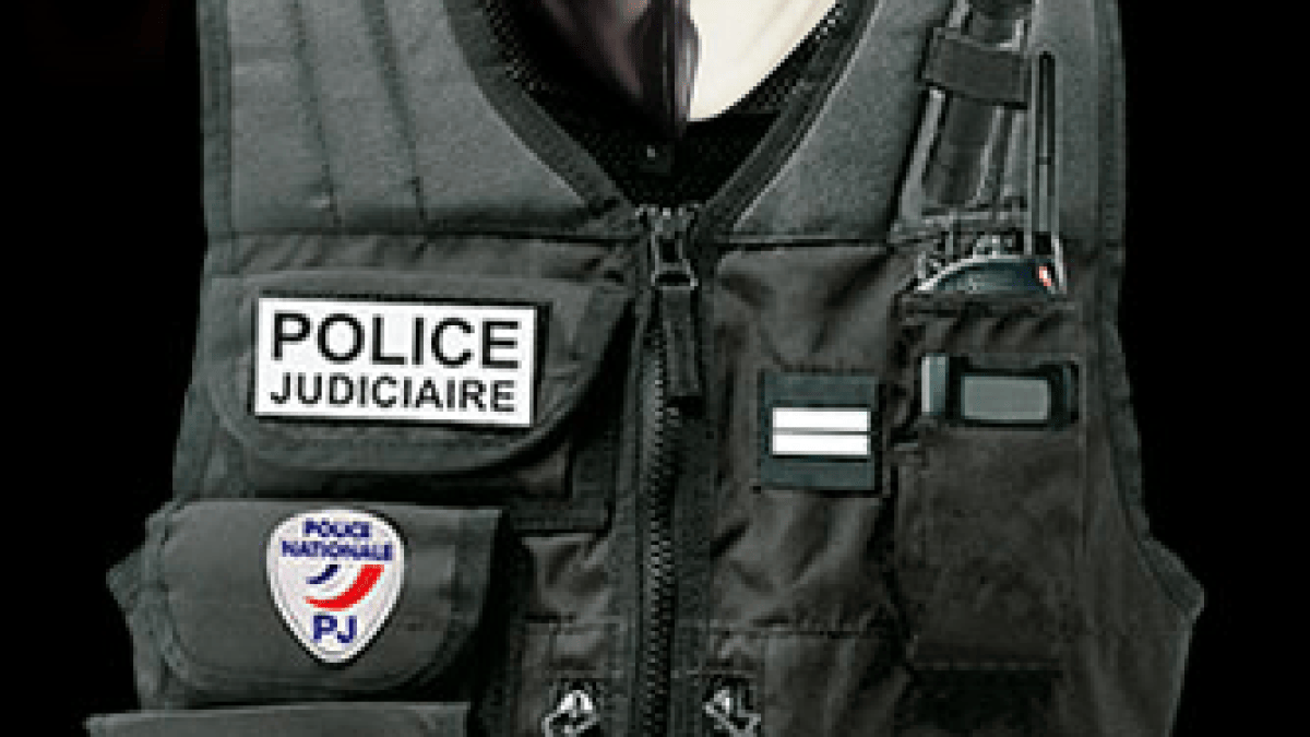policier-anonymous.png policier-anonymous.png