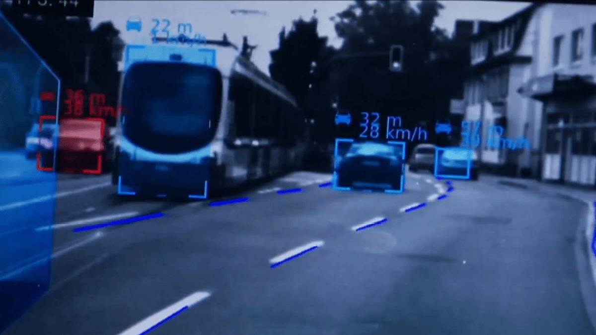 mercedes-autonome.png mercedes-autonome.png