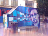 edwardsnowdenmur.jpg
