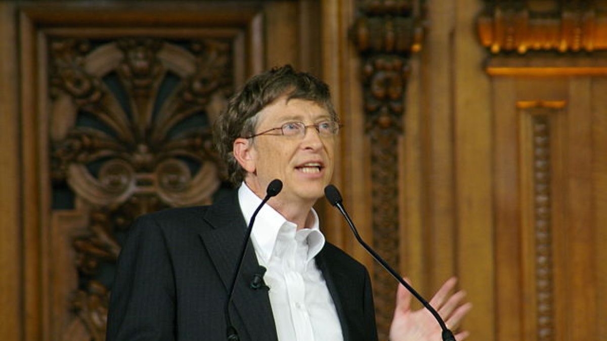 bill_gates_at_sorbonne_3.jpg bill_gates_at_sorbonne_3.jpg