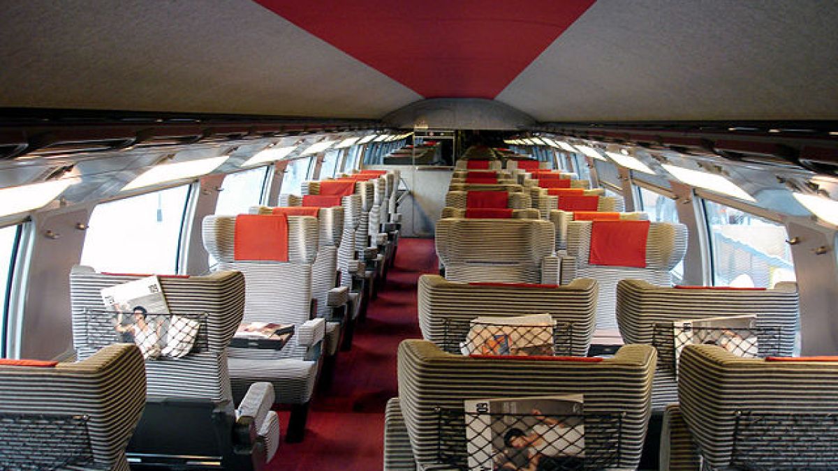 tgv_duplex_1ere_classe_salle_haute_01.jpg tgv_duplex_1ere_classe_salle_haute_01.jpg