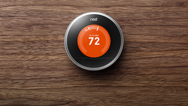 Un thermostat connecté de Nest. Un thermostat connecté de Nest.