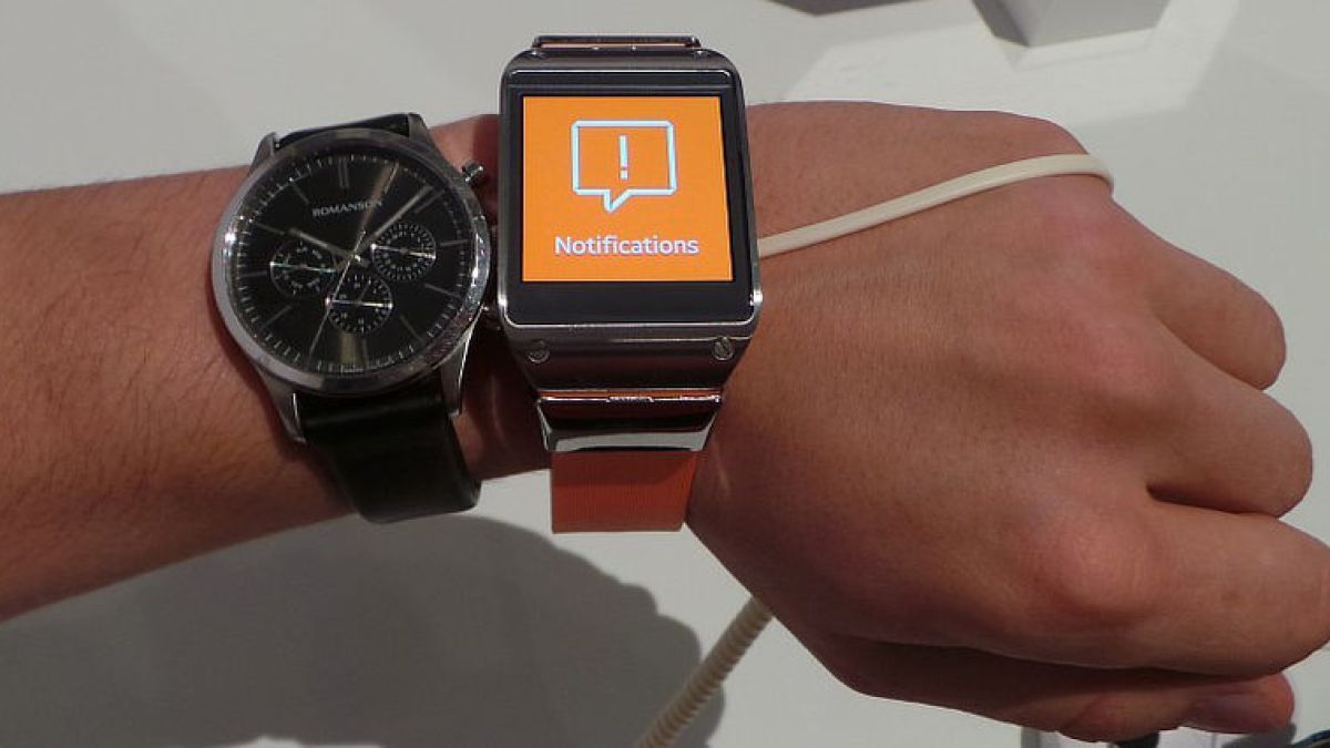800px-samsung_galaxy_gear_comparison.jpg 800px-samsung_galaxy_gear_comparison.jpg