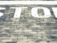 stop-675.jpg