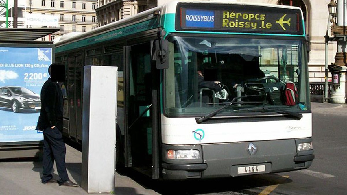 roissybus_opera.jpg roissybus_opera.jpg