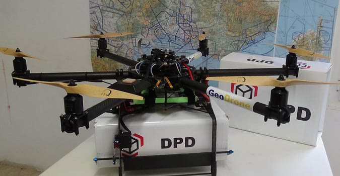dronelaposte.jpg dronelaposte.jpg