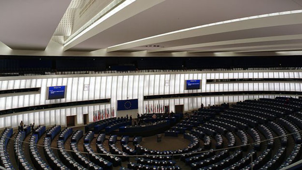 europarl.jpg europarl.jpg