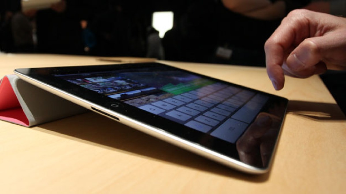 ipad_2_smart_cover.jpg ipad_2_smart_cover.jpg