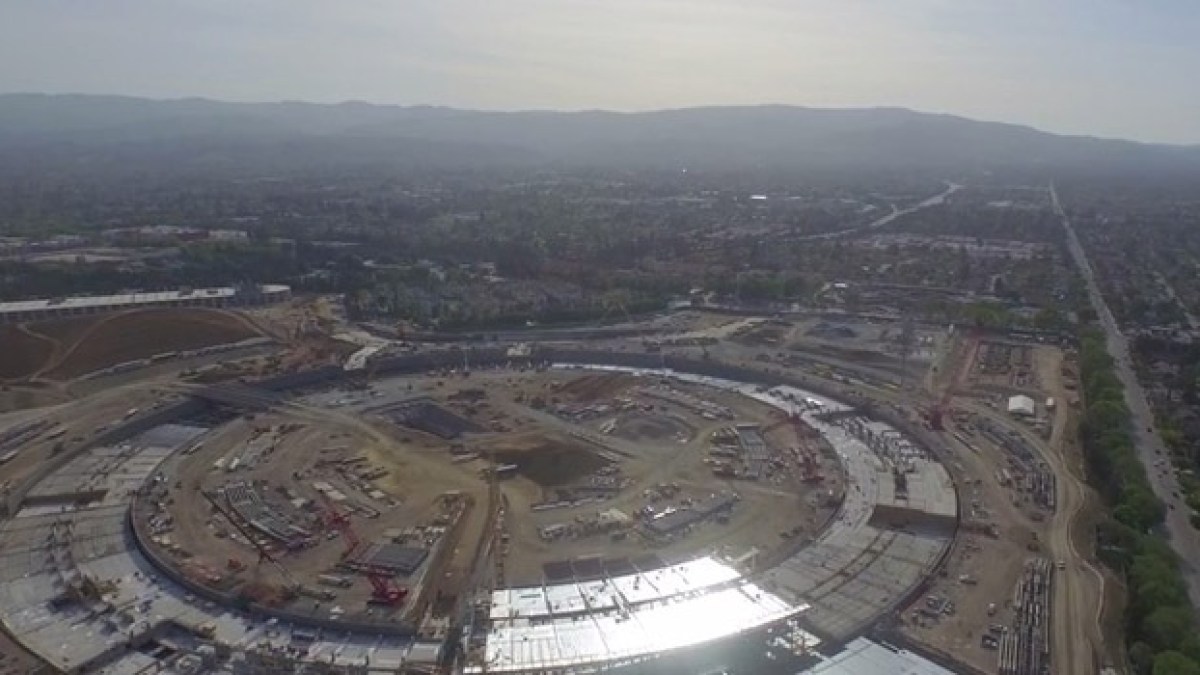 apple-campus-4k.jpg apple-campus-4k.jpg