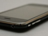 Si votre smartphone ressemble à ça, vous avez 6 ans pour le changer // Source : Apple