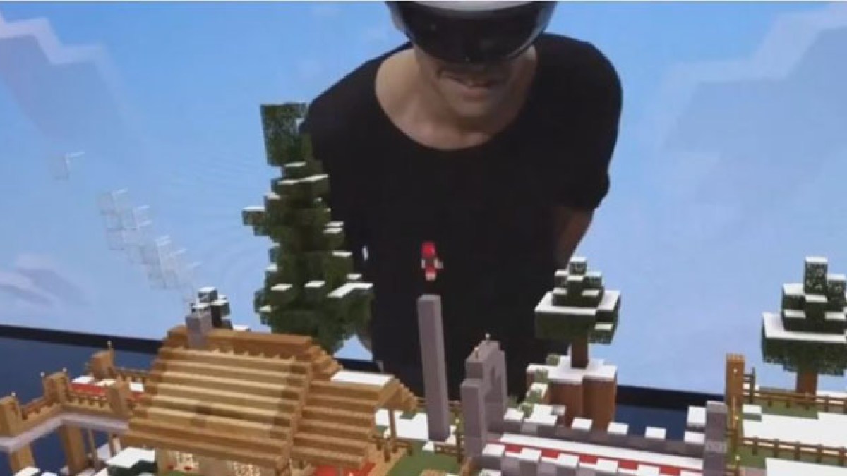 hololensminecraft.jpg hololensminecraft.jpg