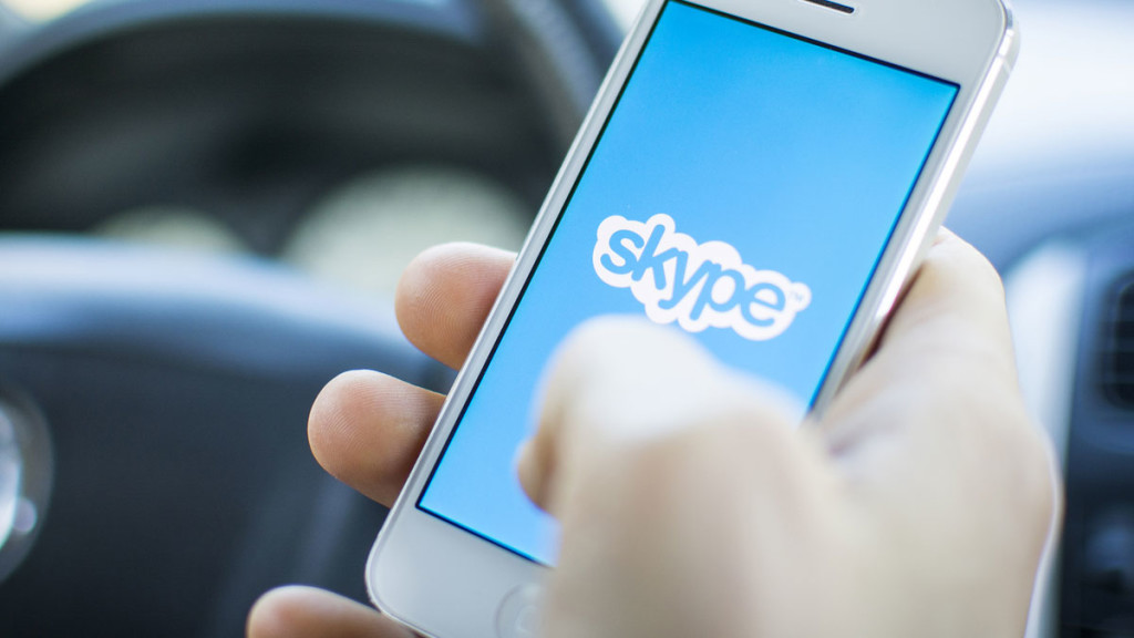 skype-mobile-1200.jpg skype-mobile-1200.jpg