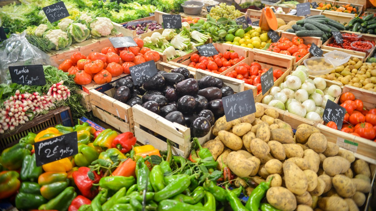 food-healthy-vegetables-potatoes food-healthy-vegetables-potatoes