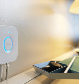 Le pont Philips Hue // Source : Philips Le pont Philips Hue // Source : Philips
