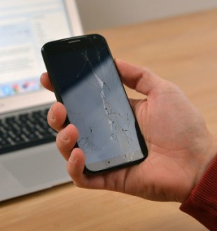 smartphone-ecran-casse