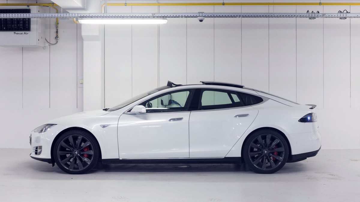 tesla-model-s-cote tesla-model-s-cote