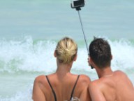 selfie-couple-plage