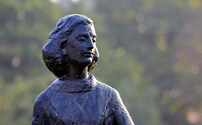 Anne Frank Anne Frank