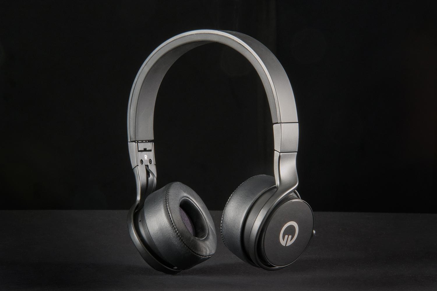 Muzik-Headphones-lmainfront2 Muzik-Headphones-lmainfront2