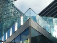 Bâtiment en verre