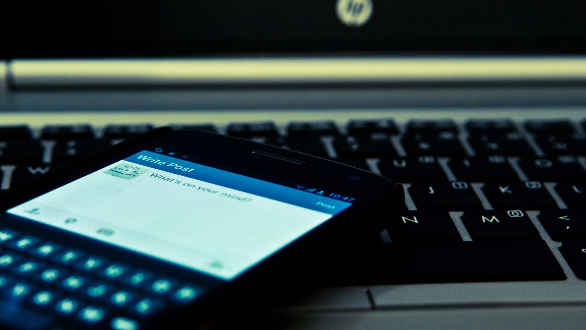 Facebook Facebook