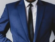 suit-portrait-preparation-wedding